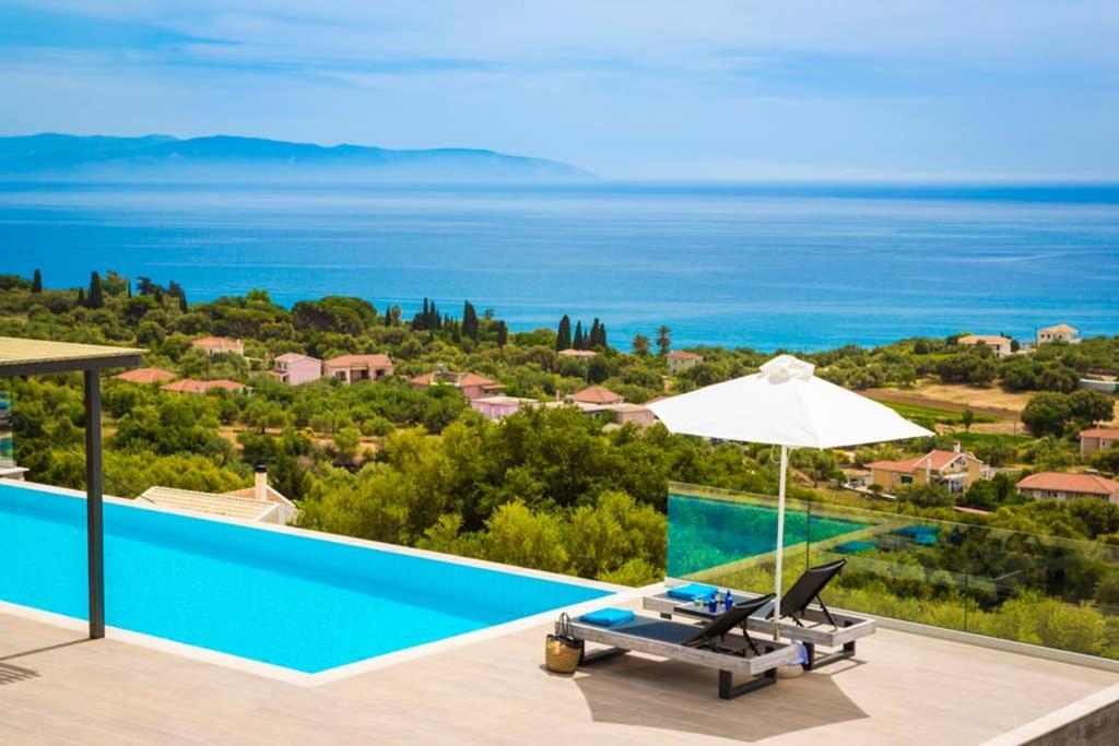 New Villa Blue With Private Pool At Trapezaki Livathos  Bagian luar foto